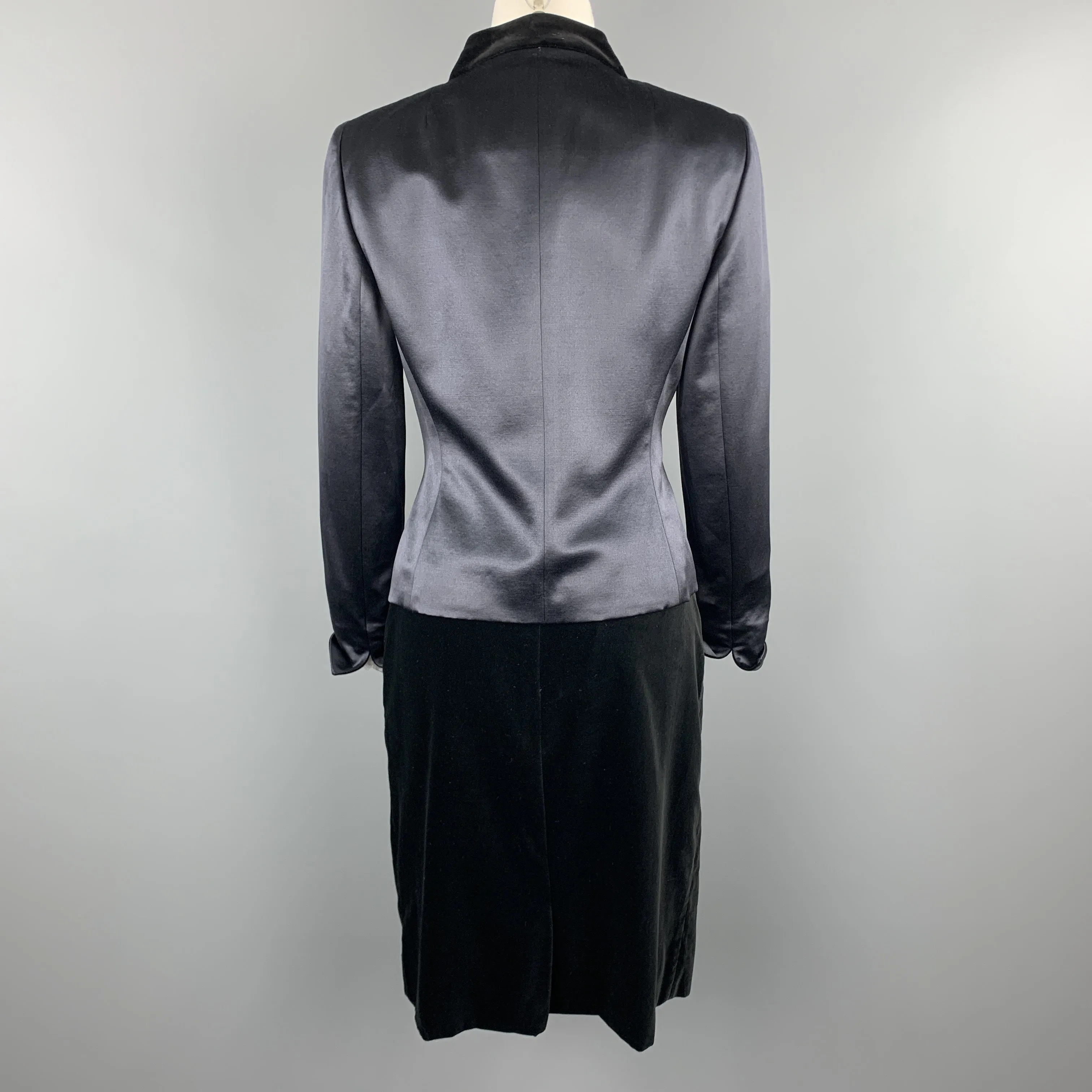 AKRIS Size 8 Navy Wool Satin & Black Velvet Skirt Suit
