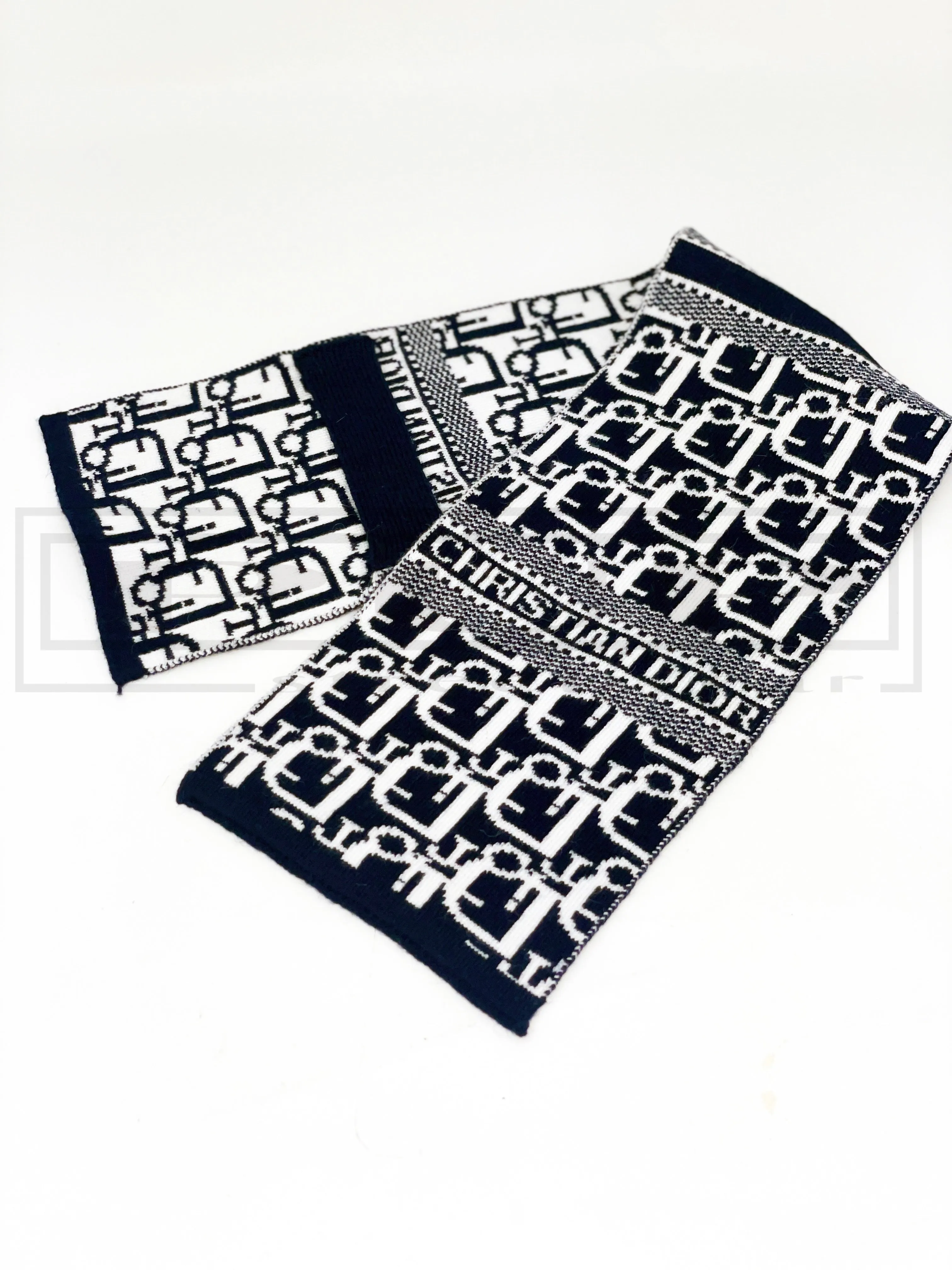 Dioorggy Knit Winter Scarf