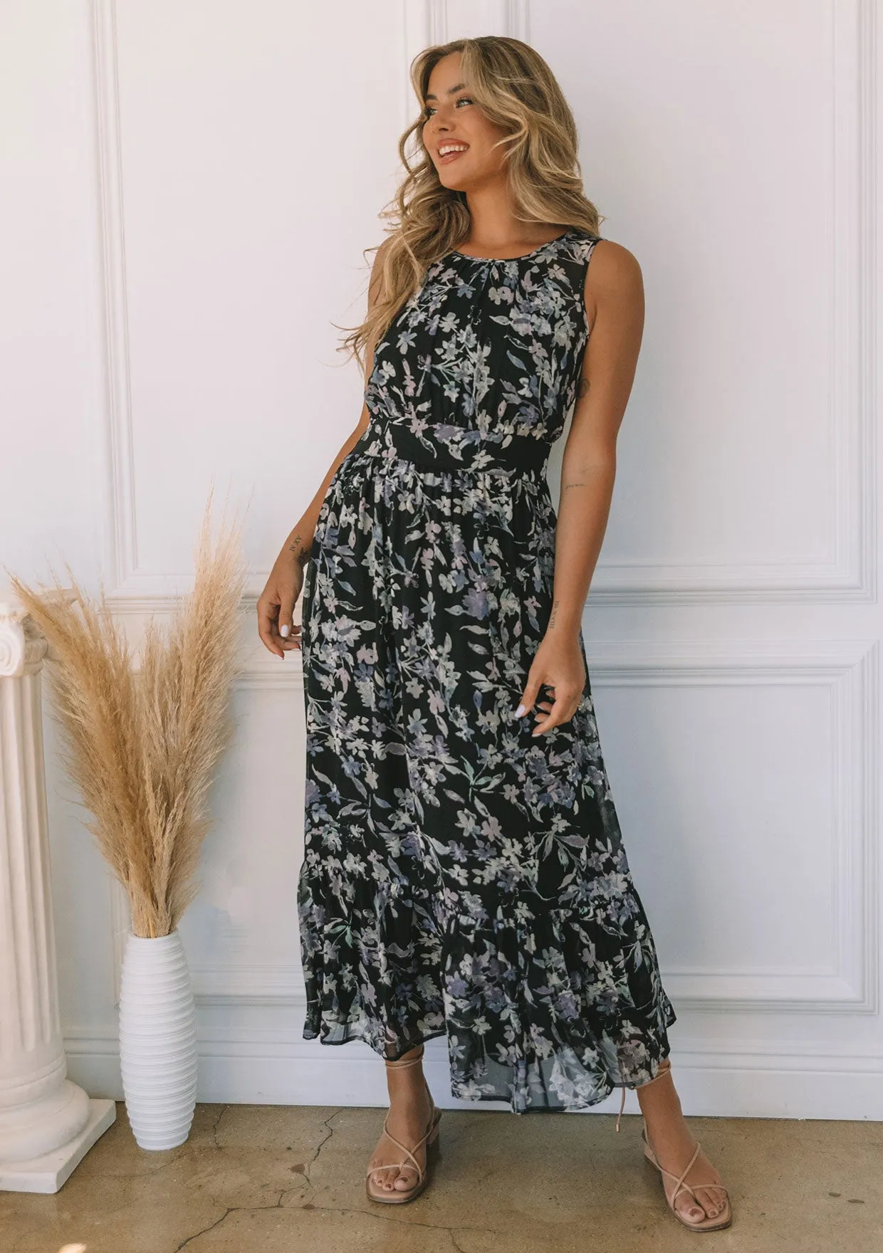 Floral Sleeveless Round Neck Open Back Maxi Dress