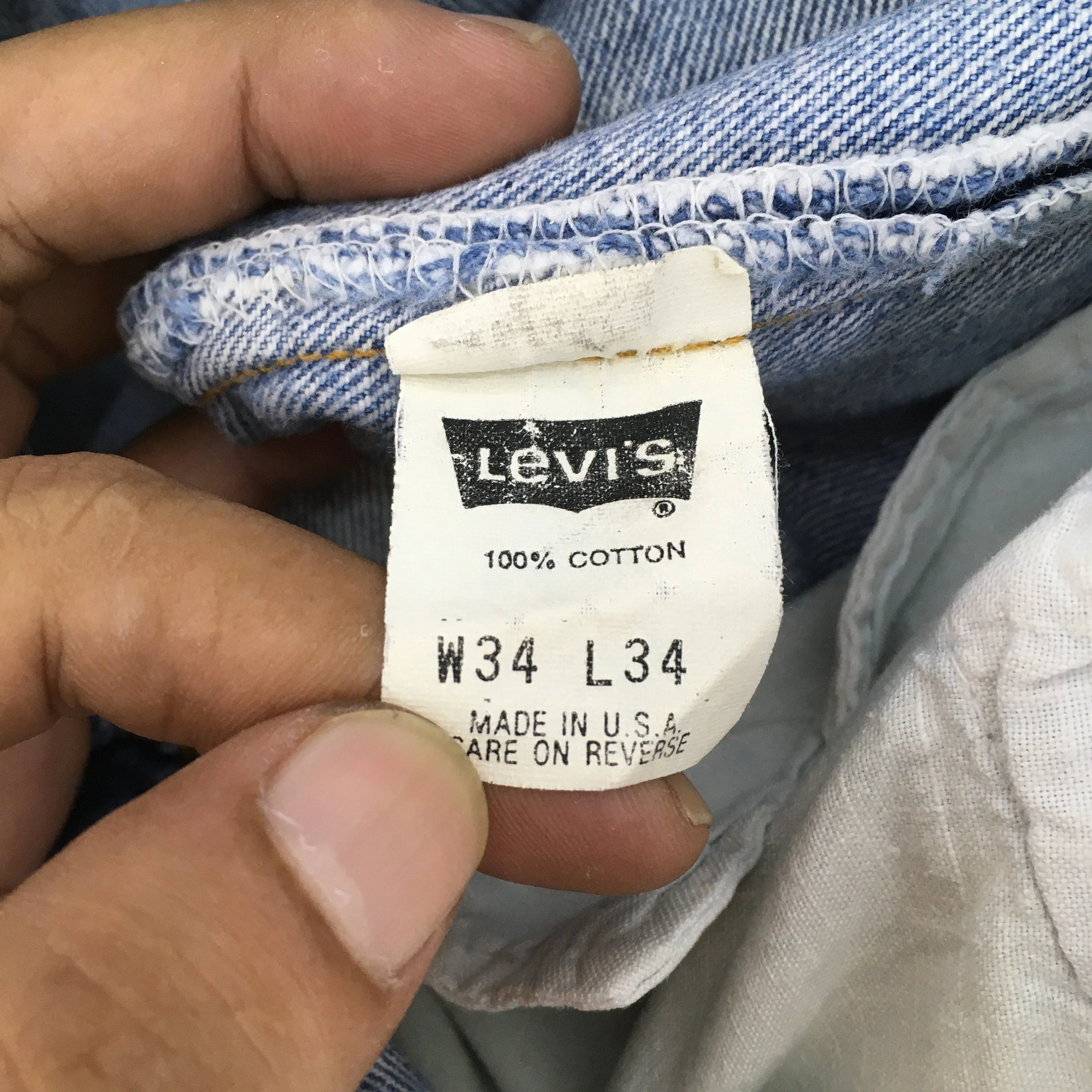 Levi's 501 Faded Dirty Light Wash Jeans Size 32x30