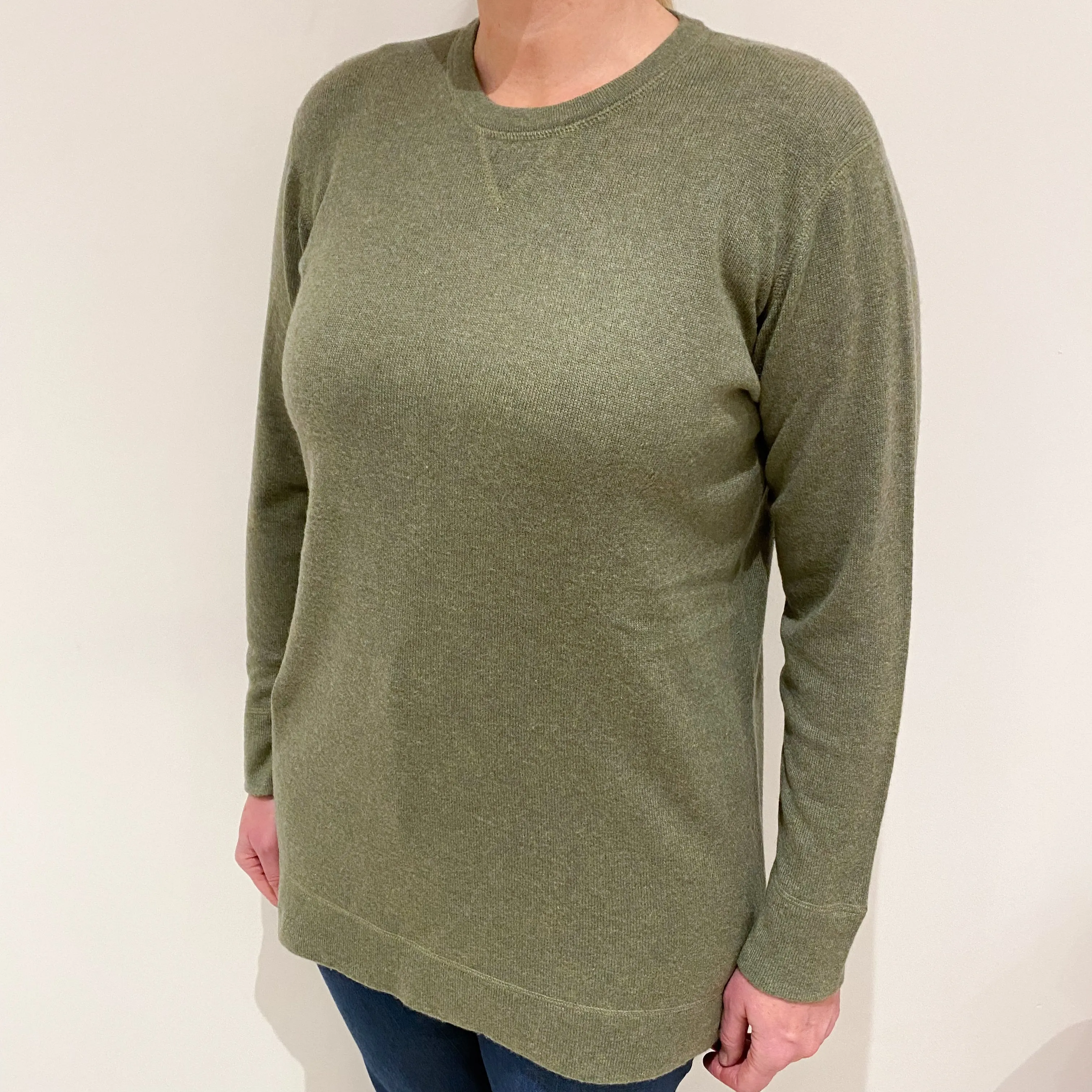Light Sage Boxy Cashmere Crew Neck Jumper Large