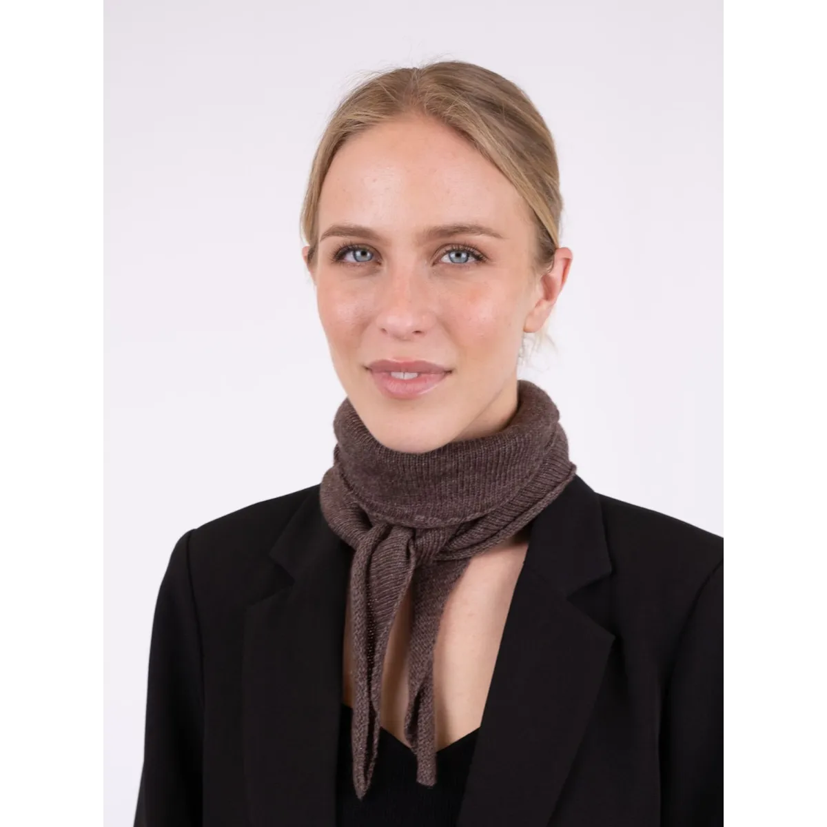 Neo Noir Misty Knit Scarf