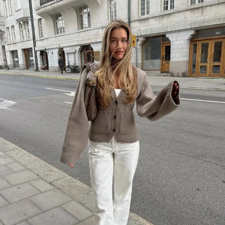 Old School V Neck Knit Cardigan