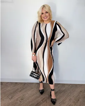 RaeLynn Pleated Maxi Dress