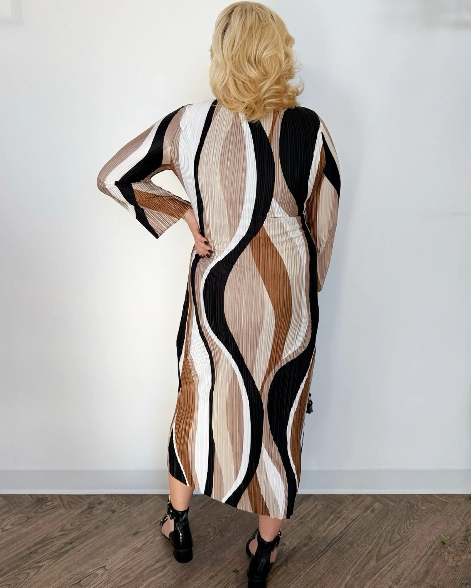 RaeLynn Pleated Maxi Dress