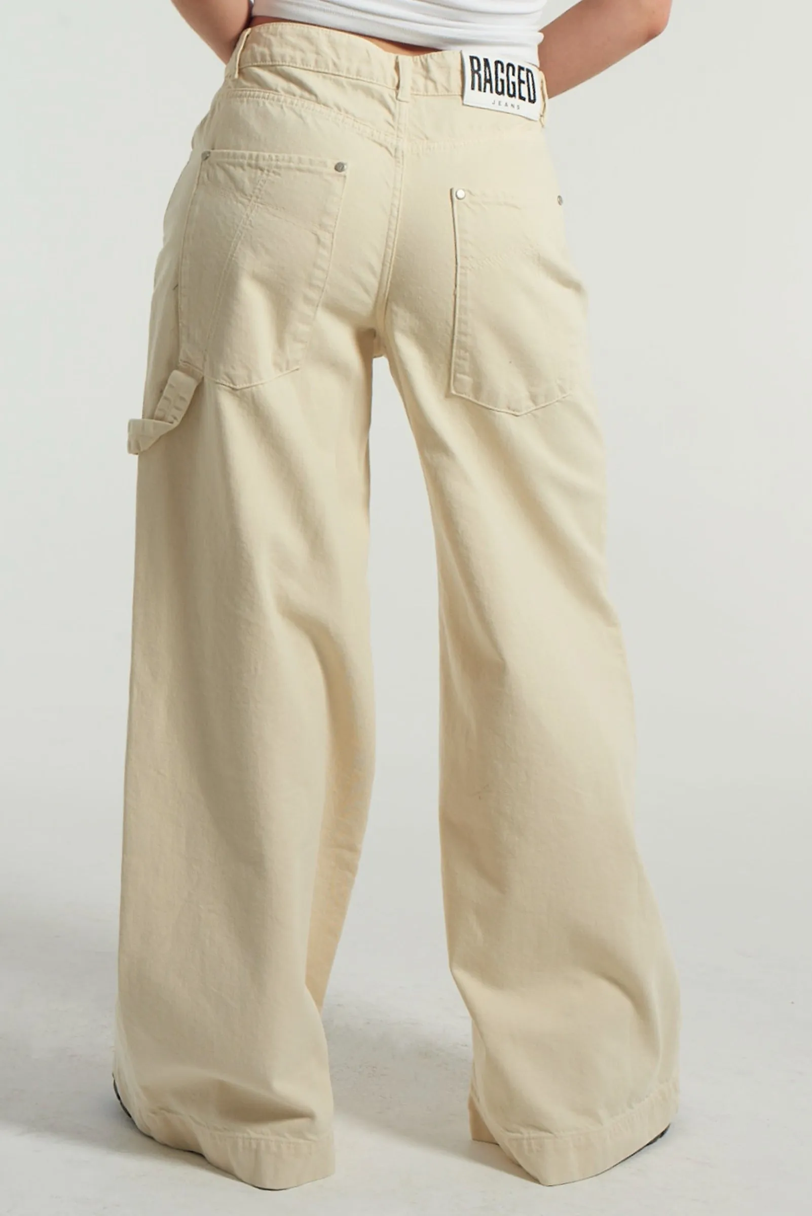 THE RAGGED PRIEST STONE
SWEEPER JEAN