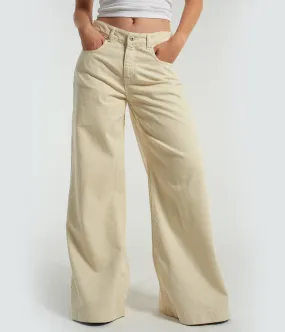 THE RAGGED PRIEST STONE
SWEEPER JEAN