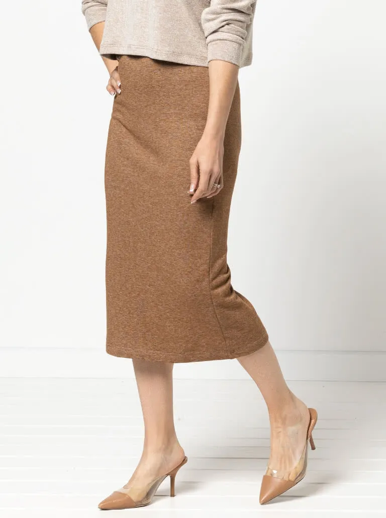 Yoyo Knit Skirt by StyleArc